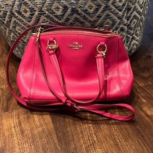 Coach mini sage carryall-fuscia